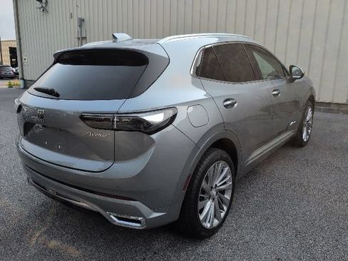 Used 2025 Buick Envision Avenir AWD/4WD image 8