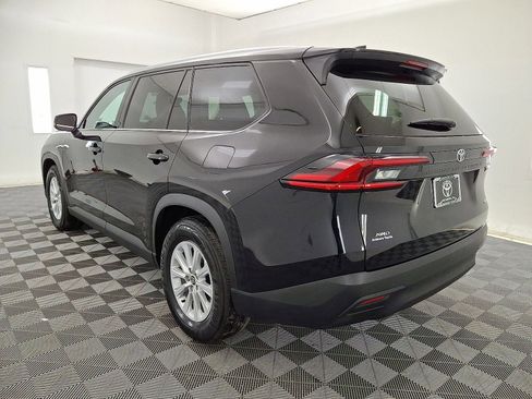 Certified 2025 Toyota Grand Highlander AWD image 22