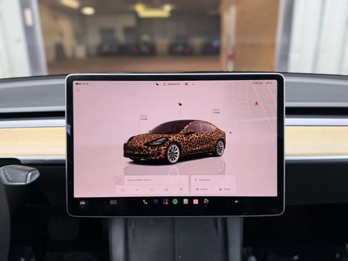 Used 2022 Tesla Model 3 Long Range AWD/4WD image 27