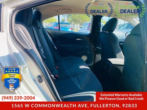 Used 2020 Toyota Corolla LE image 21