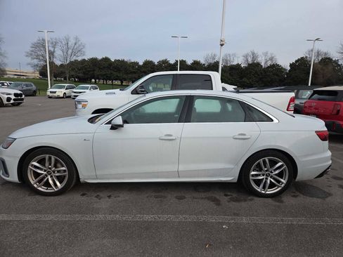 Used 2023 Audi A4 2.0T Premium w/ Convenience Package image 4