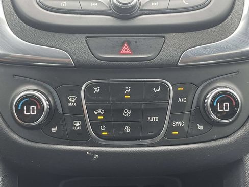 Used 2021 Chevrolet Equinox LT FWD image 30