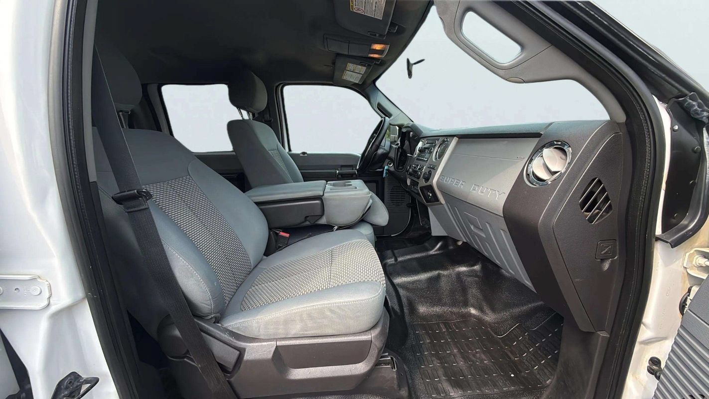 Used 2013 Ford F350 XLT AWD/4WD image 12