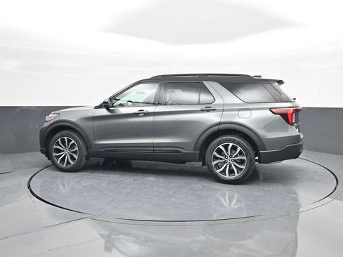 New 2026 Ford Explorer ST-Line image 5