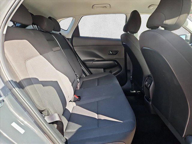 Used 2025 Hyundai Kona SEL FWD image 19