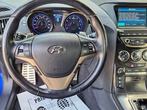 Used 2013 Hyundai Genesis 3.8 RWD image 29