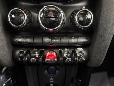 Used 2024 MINI Cooper S FWD image 35