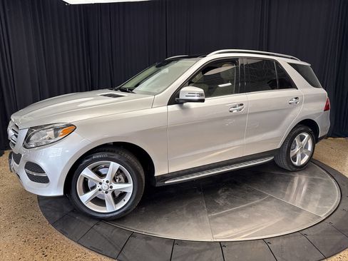 Used 2016 Mercedes-Benz GLE 350 4MATIC image 4