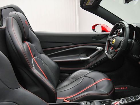 Certified 2021 Ferrari F8 Tributo image 51