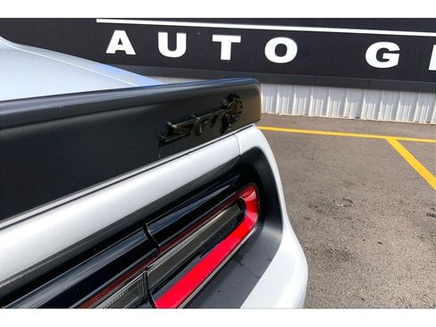 Used 2023 Dodge Challenger SRT Hellcat RWD image 9