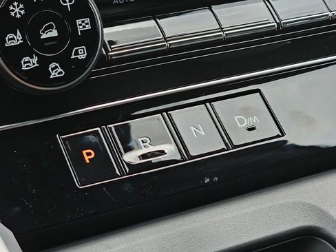 New 2026 Nissan Armada SL image 14