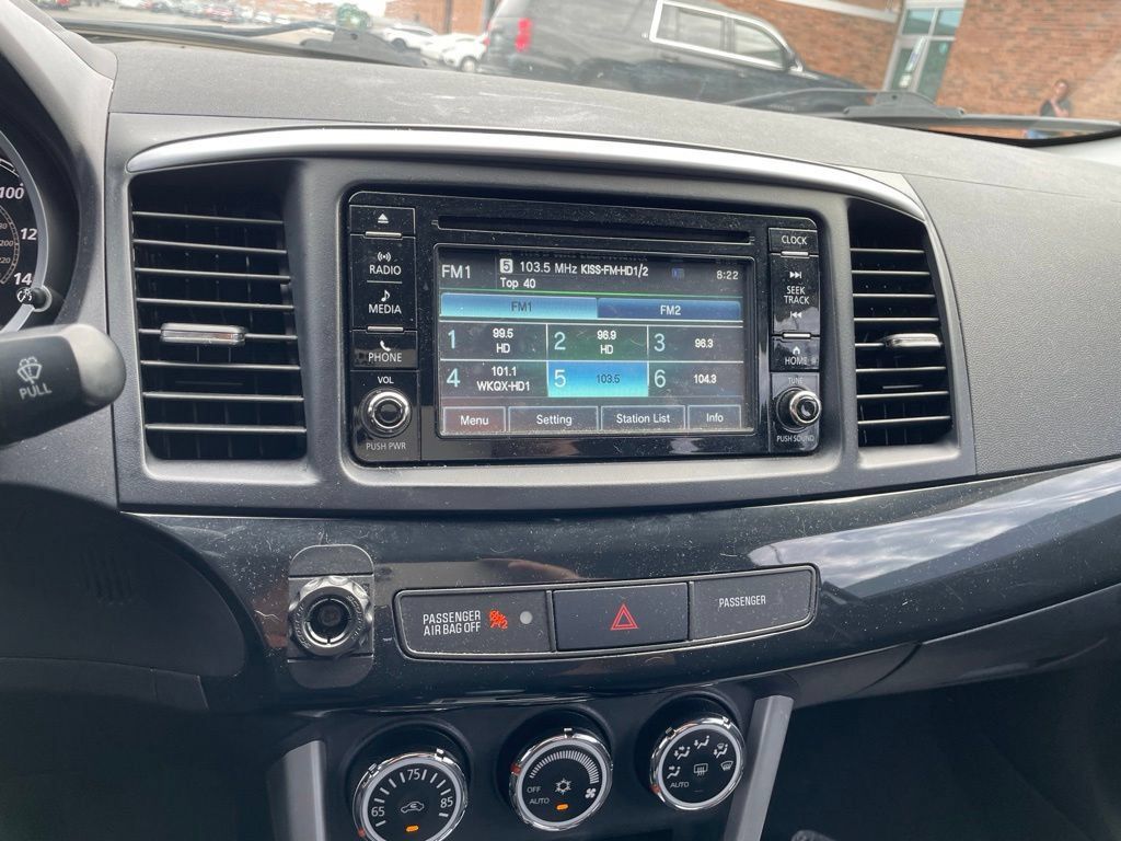 Used 2017 Mitsubishi Lancer SE AWD/4WD image 19