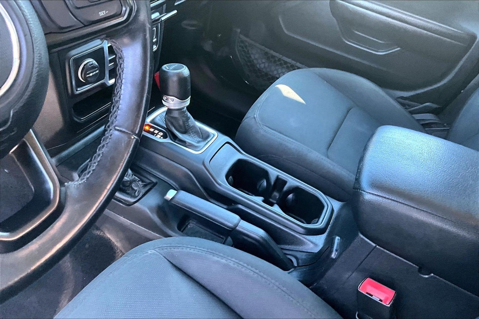 Used 2021 Jeep Gladiator Sport AWD/4WD image 20