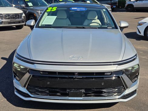 Used 2025 Hyundai Sonata Limited image 2