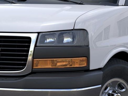 New 2026 GMC Savana 2500 w/ Driver Convenience Package RWD image 10