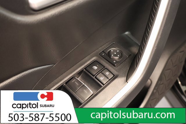 Used 2025 Toyota RAV4 XLE AWD/4WD image 10