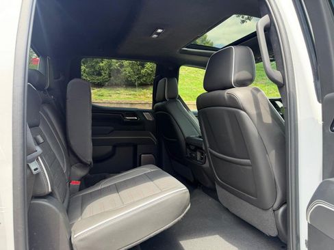 Used 2024 GMC Sierra 1500 AT4X w/ AT4X AEV Edition AWD/4WD image 10