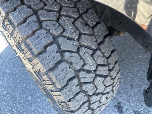 Used 2016 Toyota 4Runner SR5 Premium AWD/4WD image 33