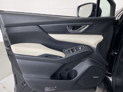 Used 2021 Subaru Ascent Limited w/ Technology Package image 10