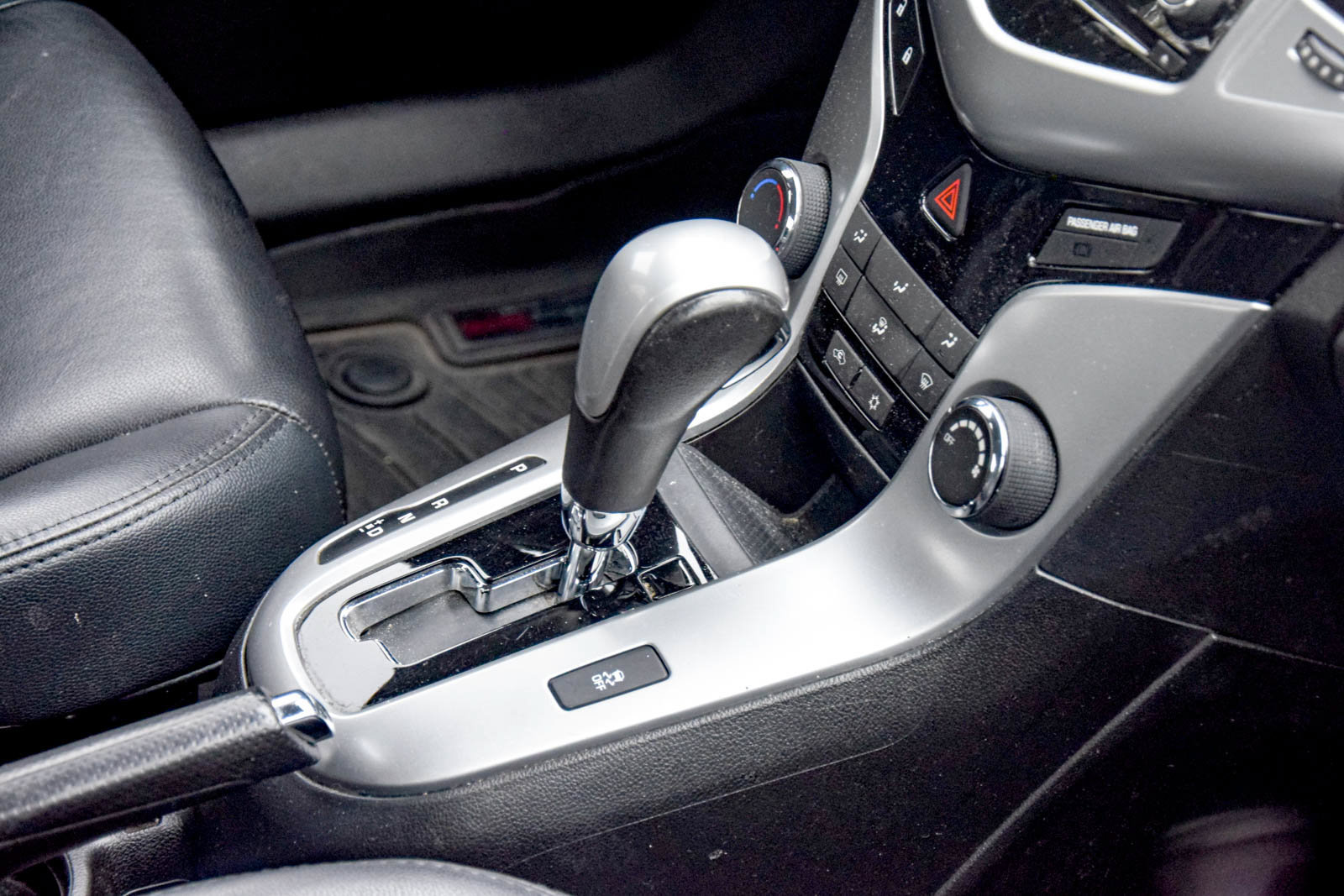 Used 2013 Chevrolet Cruze LT w/ RS Package FWD image 8