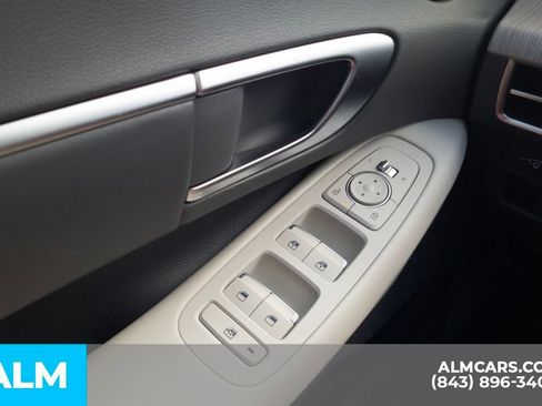 Certified 2025 Hyundai Sonata SEL FWD image 35