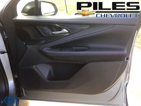 Used 2024 Chevrolet Blazer EV RS image 22