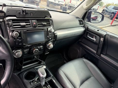 Used 2018 Toyota 4Runner TRD Pro AWD/4WD image 10