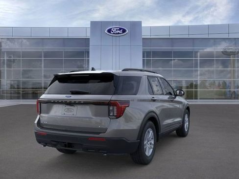 New 2026 Ford Explorer Active image 8