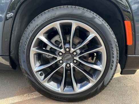 Used 2024 Jeep Wagoneer Series III w/ Premium Group I image 16