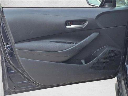 Used 2021 Toyota Corolla LE FWD image 8