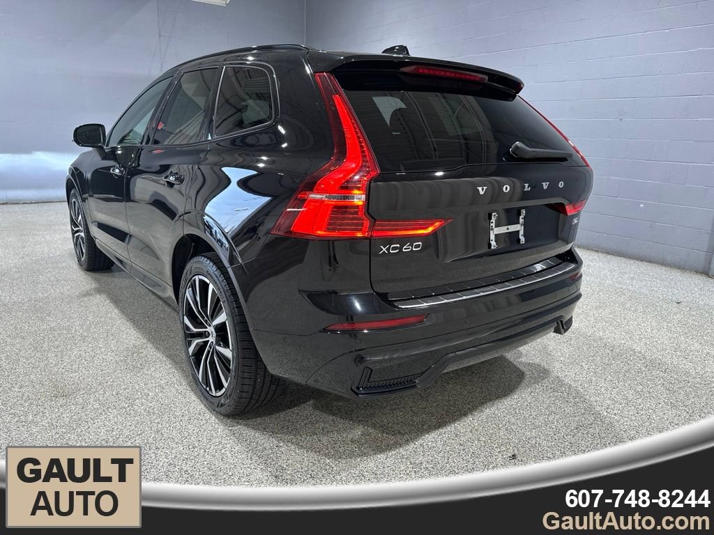 Used 2023 Volvo XC60 B5 Plus AWD/4WD image 6