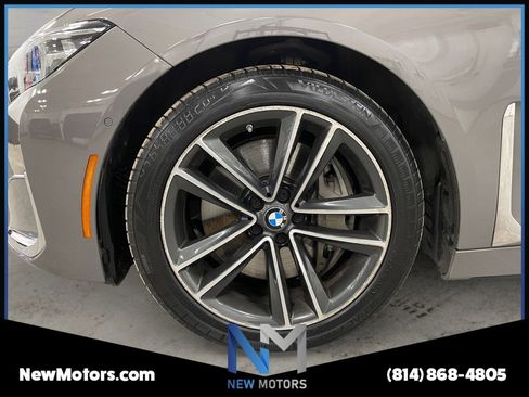 Used 2022 BMW 750i xDrive AWD/4WD image 14