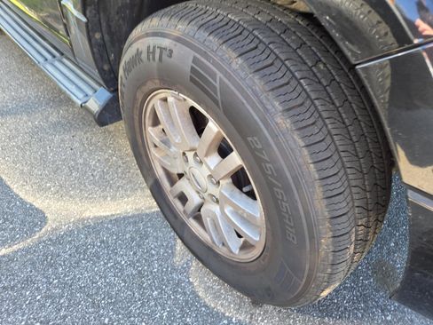 Used 2014 Ford Expedition Limited image 4