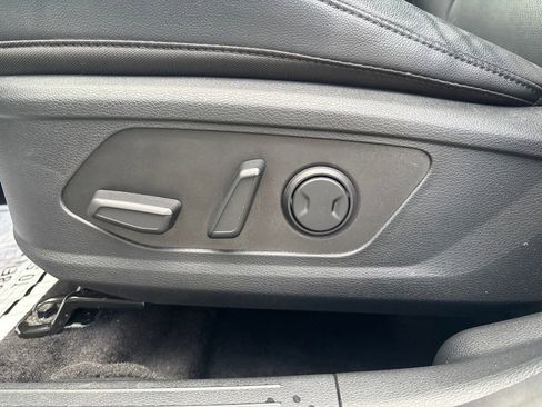 Certified 2025 Kia Sportage EX w/ EX Premium Package AWD/4WD image 25