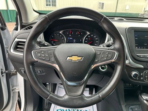Used 2021 Chevrolet Equinox LT AWD/4WD image 14