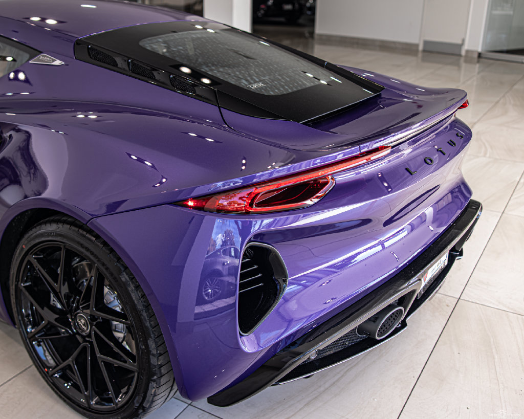 New 2027 Lotus Emira SE RWD image 14