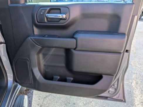 Used 2020 Chevrolet Silverado 1500 Custom Trail Boss w/ Custom Convenience Package AWD/4WD image 24