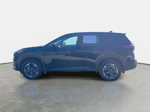 Certified 2025 Nissan Rogue SV image 8