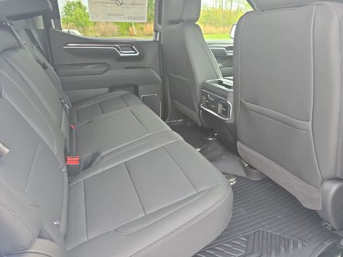 New 2026 Chevrolet Silverado 1500 LTZ w/ LTZ Premium Package image 11