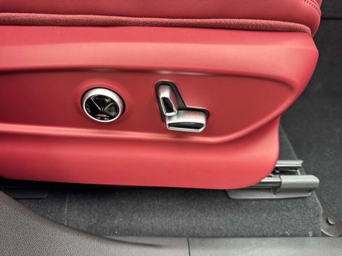 New 2026 Maserati Grecale Modena image 25