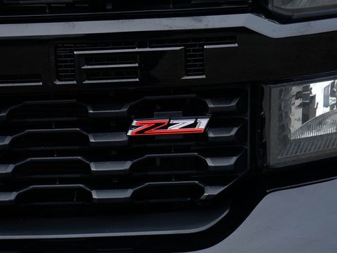 Used 2021 Chevrolet Silverado 1500 Custom Trail Boss w/ Midnight Edition image 47