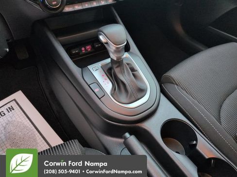 Used 2019 Kia Forte LXS FWD image 18