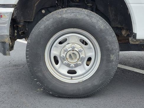 Used 2022 Ford F250 XL w/ Power Equipment Group AWD/4WD image 29