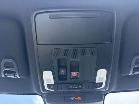 Used 2025 Honda Accord Sport image 31