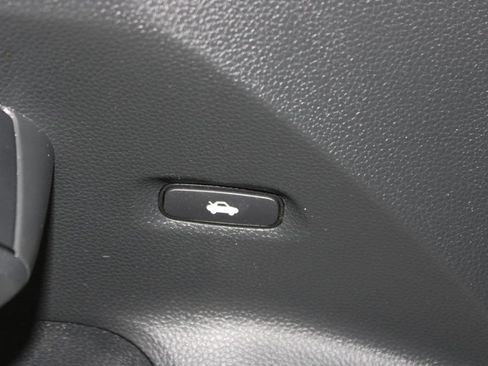 Used 2023 Honda Civic Sport image 7