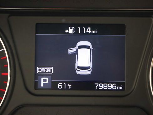 Used 2020 Kia Sorento LX FWD image 16