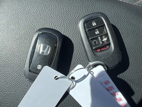 Used 2024 Honda CR-V Sport Touring image 16