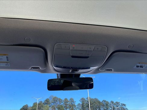 Used 2021 Mercedes-Benz GLC 300 image 36