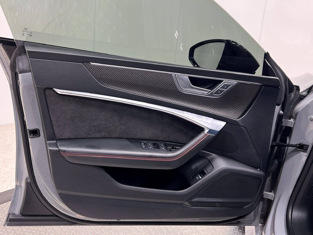Used 2021 Audi RS 7 Sportback AWD/4WD image 16