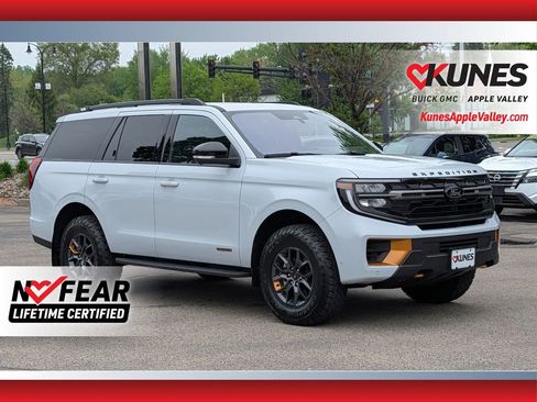 Used 2025 Ford Expedition Tremor AWD/4WD image 1
